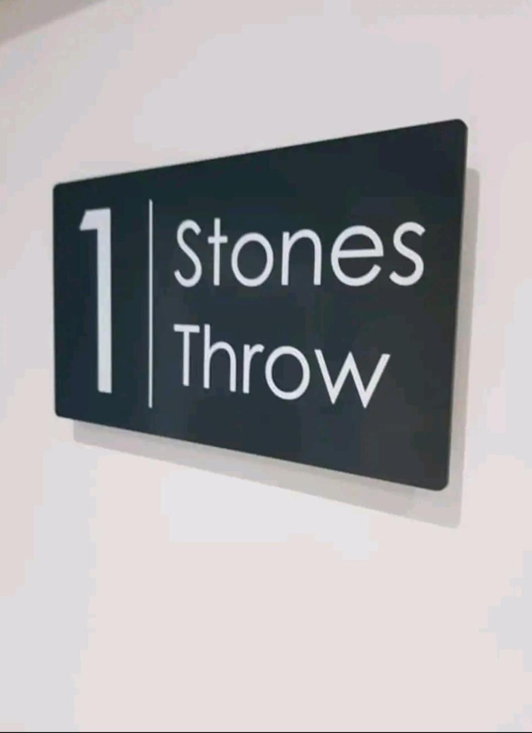 Stones Throw Apartment Scarborough Exterior photo